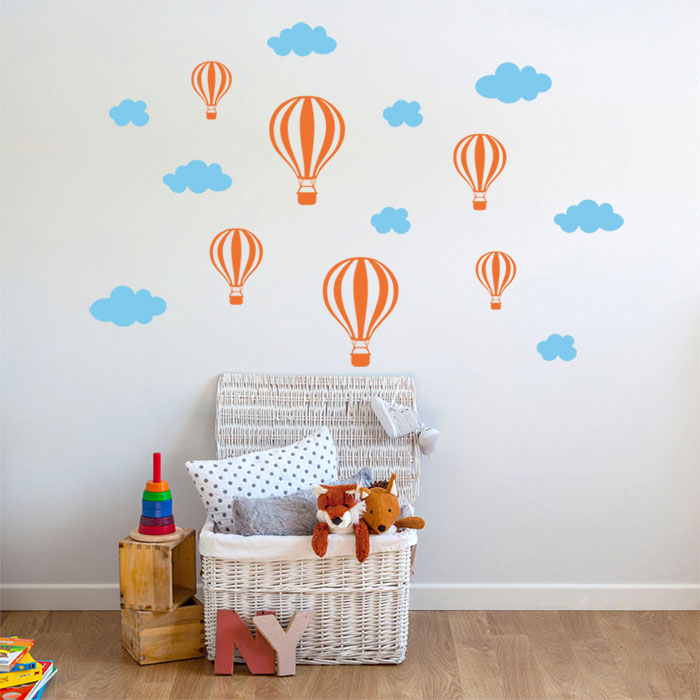 baloes e nuvens em adesivo decorativo de parede